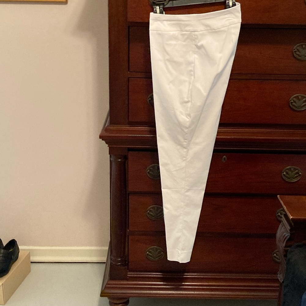 Chico’s White Ankle Slacks